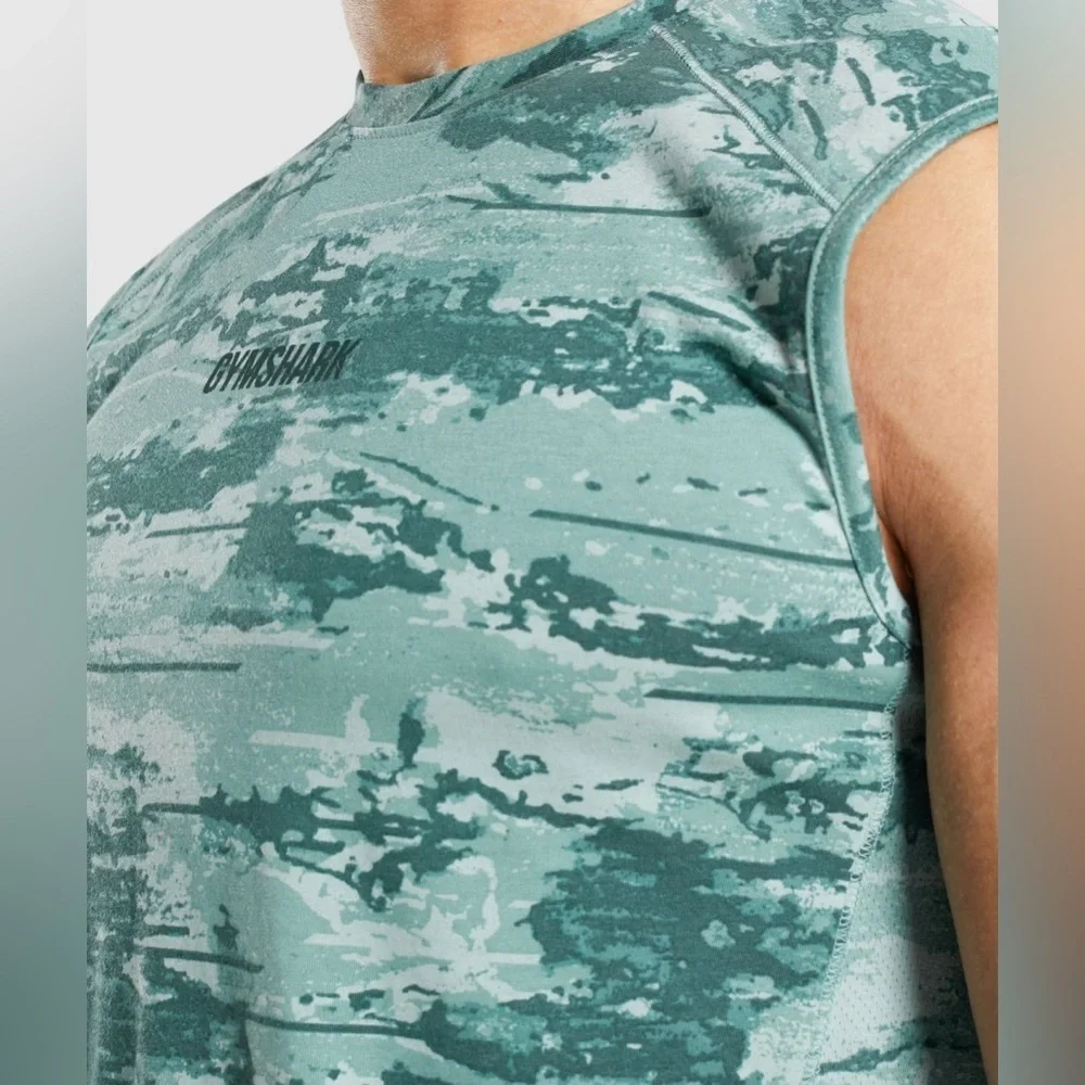 Gymshark • Chalk Tank Men's Green Camo Sleeveless Shirt